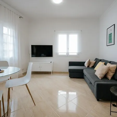 4 Esquinas Adeje Homes アパート *