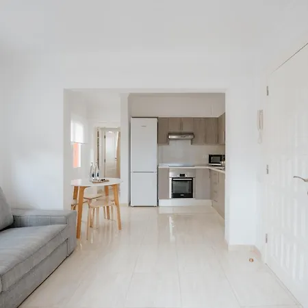 Апартаменти 4 Esquinas Adeje Homes Адехе